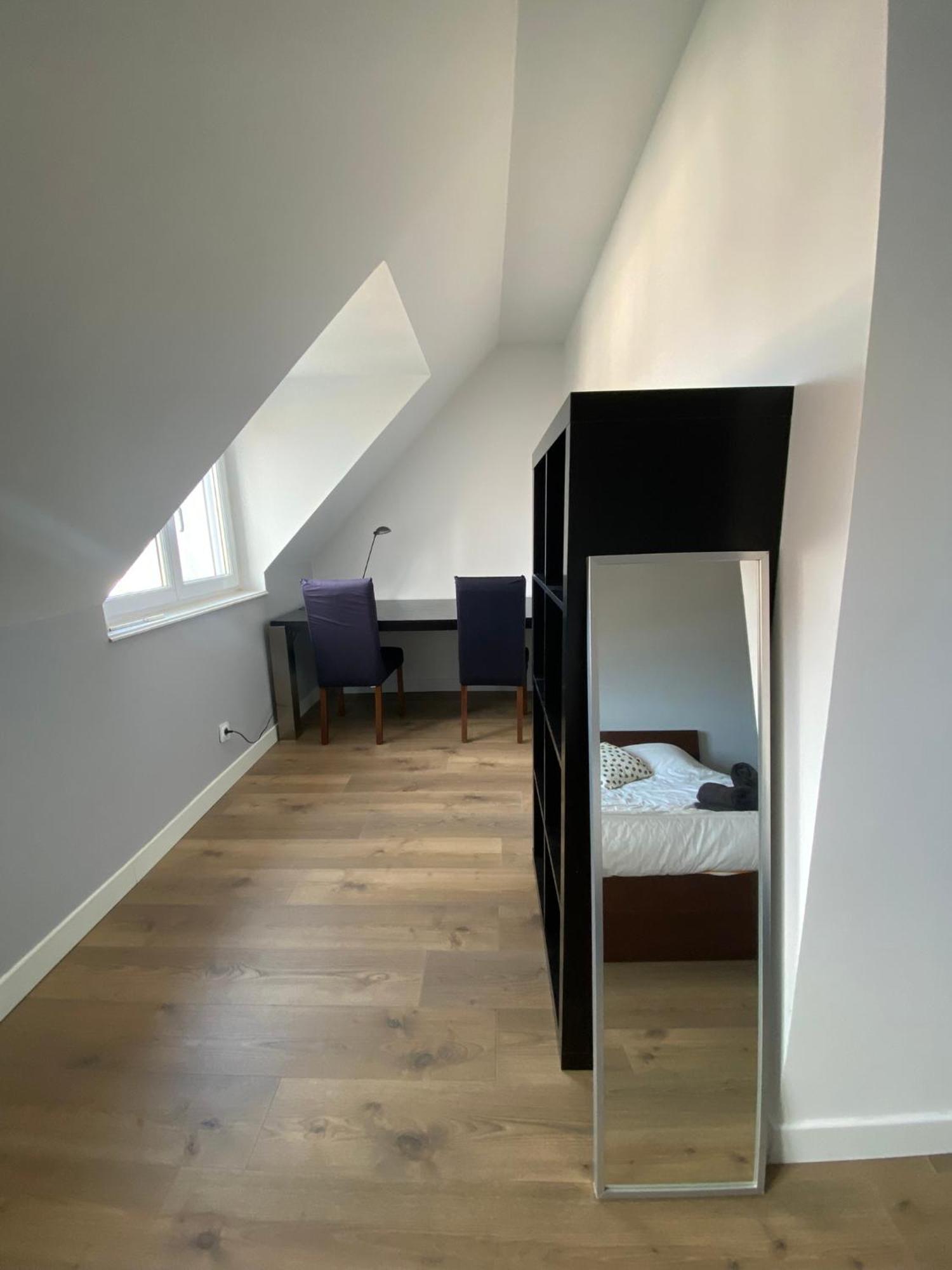 2 Chambres Hyper Centre Avec Place De Parking Et Wifi Amiens Exterior foto